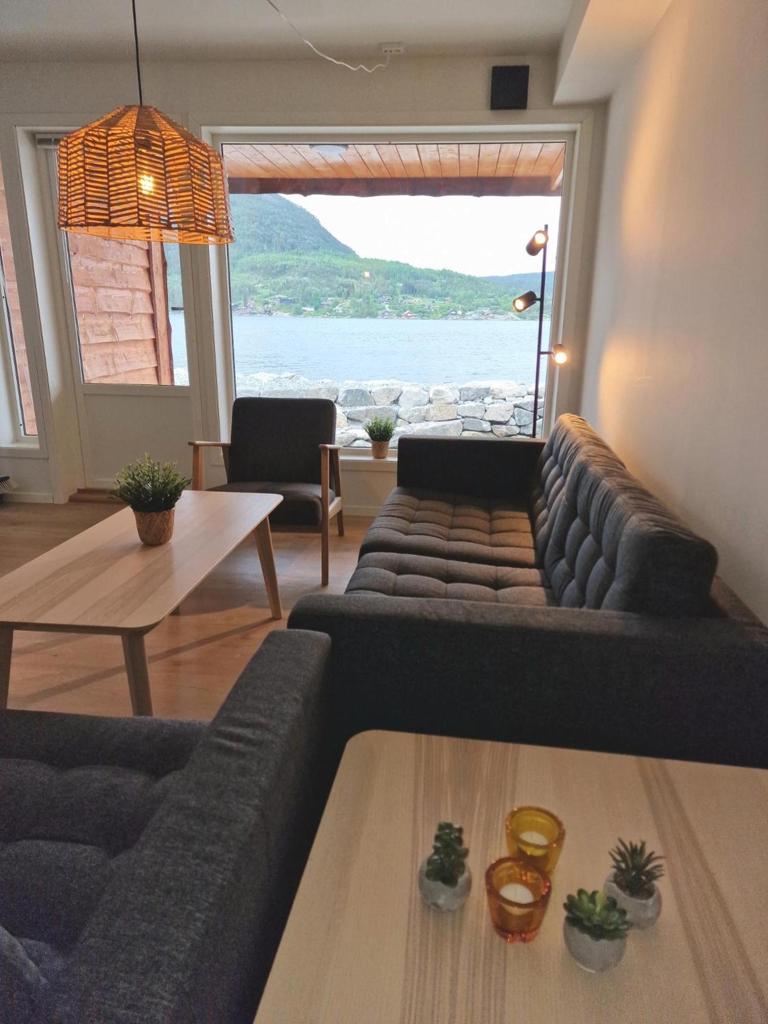 Preikestolen Panorama Apartment Jorpeland Exterior photo